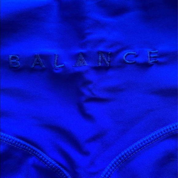 ❗️SOLD❗️Balance Athletica Liquid Metal Legging - Picture 5 of 9